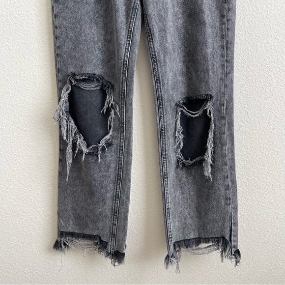FREE PEOPLE Bottlerocket Grey Maggie Mid Rise Distressed Edgy Straight Leg Jeans - Picture 6 of 13